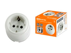 Sockets and switches TDM ELECTRIC